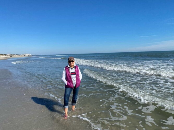 Sue Kelly enjoying South Carolina snowbird RV parks on the ocean