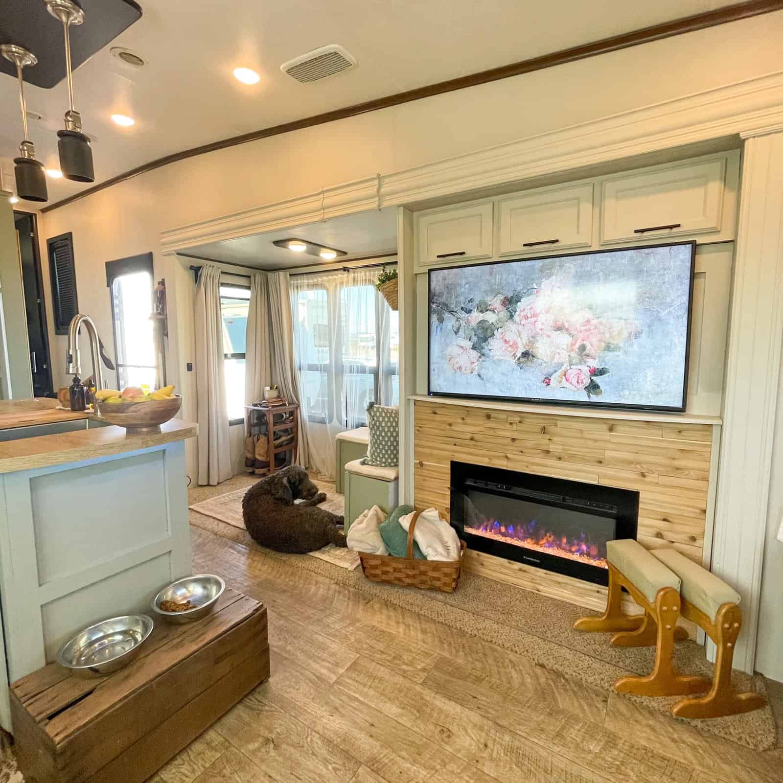 The renovated TV and fireplace fifth wheel area. (Image: Maggie Matlock) 