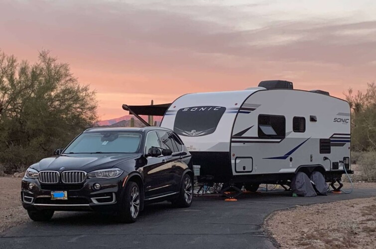 Venture Sonic SN190VRB travel trailer for tall people towed by 2015 BMW X5