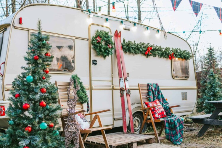 Turn your campsite into a winter celebration! (Image: Shutterstock)